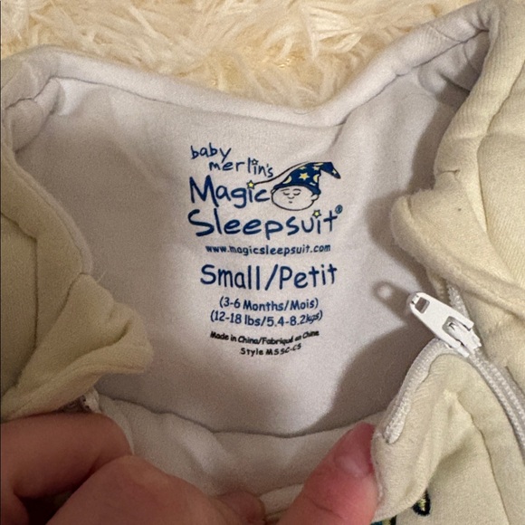 Magic Sleepsuit - Picture 2 of 4